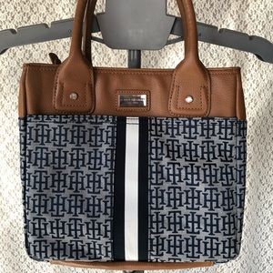 NWOT Tommy Hilfiger Hand Bag Purse Tan Blue